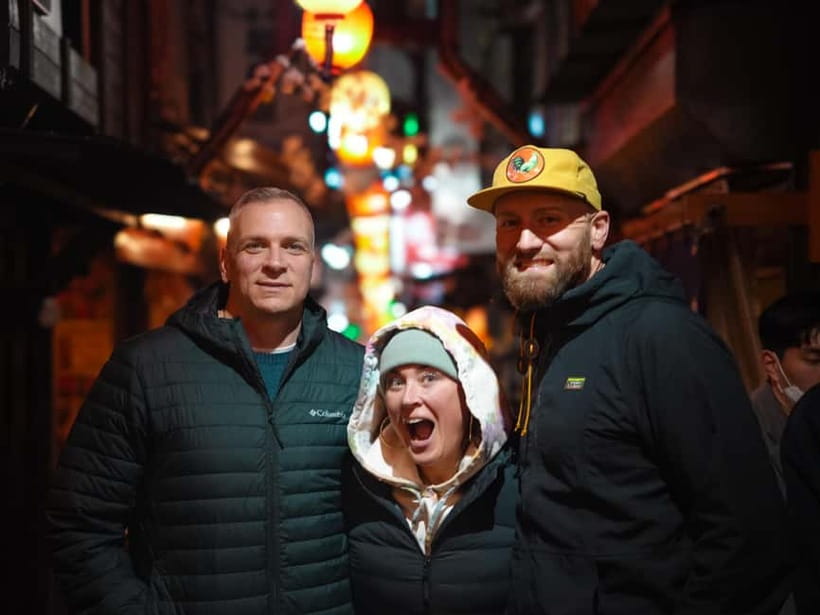 Tokyo Shinjuku Food Tour for Family [1 Group Only] - Seafood Dinner and Sake Tasting Finale in Kabukicho