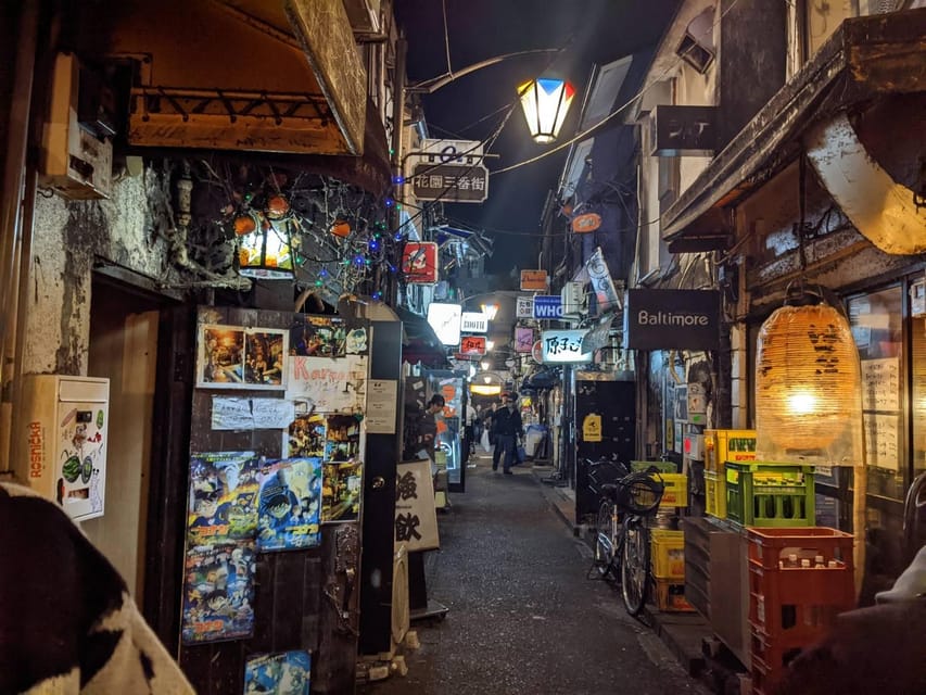 Tokyo: Shinjuku Golden Gai Bar Hopping that only locals know - Golden Gai in two hours: what your walk is really like