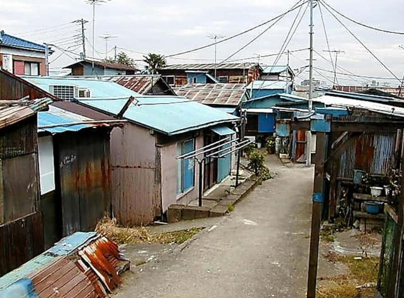 Tokyo: Shinjuku, Kawasaki, Slum & Red Light Tour with Pickup - How Value Works at $160: Private Guidance Plus Real Streets