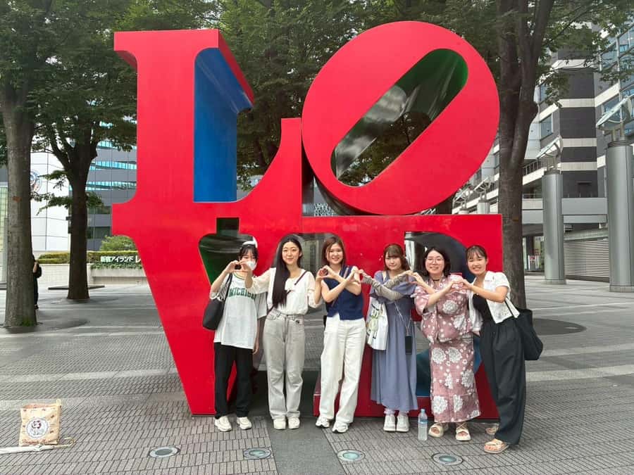 Tokyo: Shinjuku tour with university students in Tokyo - Key highlights worth planning around