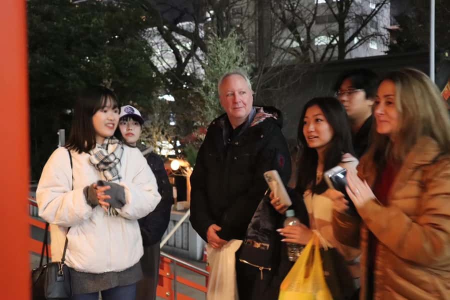 Tokyo: Shinjuku tour with university students in Tokyo - Kabukicho: Turning nightlife into something you can navigate