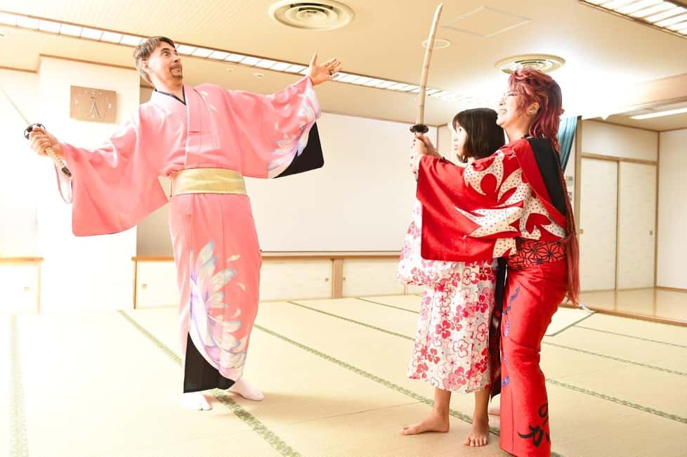 Tokyo: Taishu Engeki Show with Kimono and Sword Lesson - Kimono dressing and your photo shoot: how to make the look last