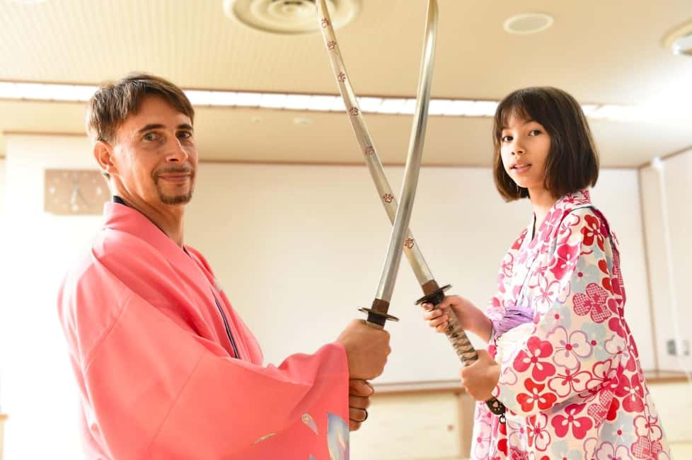 Tokyo: Taishu Engeki Show with Kimono and Sword Lesson - The show: what makes Taishu Engeki feel like a live event
