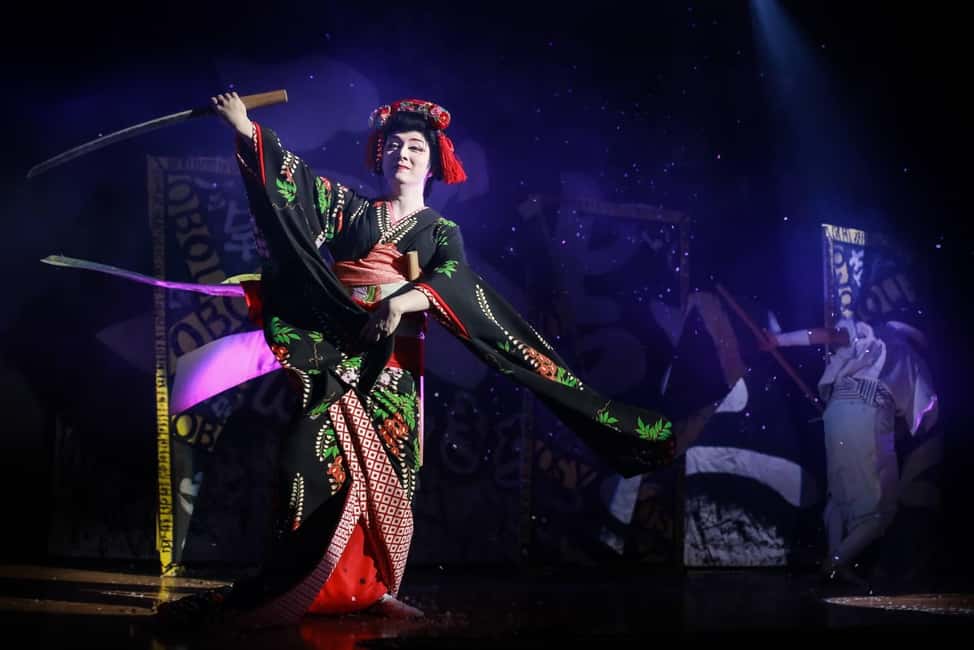 Tokyo: Taishu Engeki Show with Kimono and Sword Lesson - Mokubakan Theater in Asakusa: the setting that keeps it close and personal
