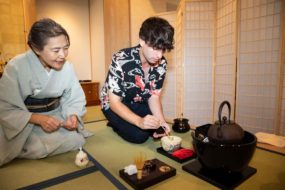 Tokyo: Tea Ceremony Experience in Asakusa - Photos, Q&A, and the relaxed atmosphere that helps you actually participate