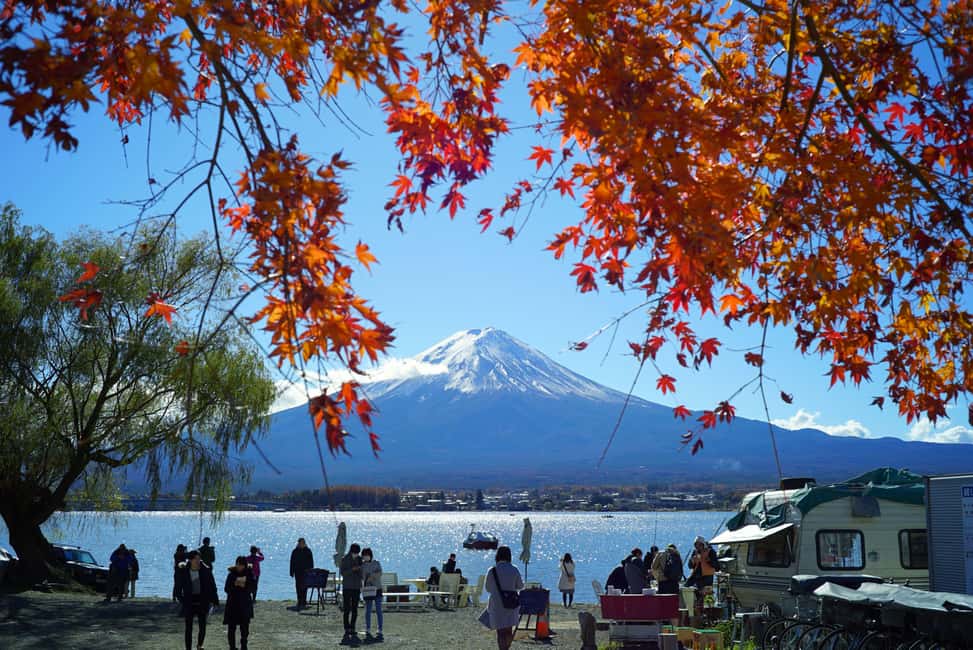 “Tokyo to Mt. Fuji & Hakone: Private Customizable Day Trip” - Lake Kawaguchiko calm, then Mt. Fuji 5th Station