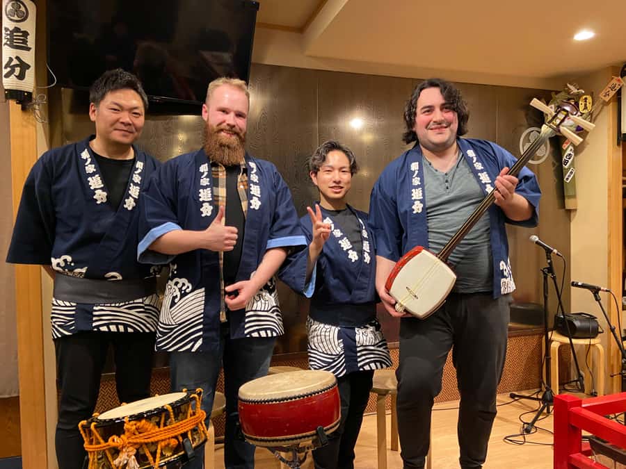 Tokyo: Traditional Asakusa Music Show with Dinner - Izakaya dinner with live traditional music: where the night turns