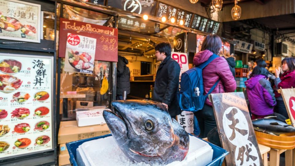 Tokyo Tsukiji Food & Culture Private Tour Licensed Guide - What’s Special About a Private Licensed Guide in Tokyo Markets