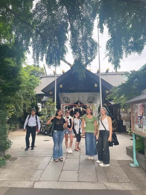 Tokyo: Tsukiji walk & sushi private tour with Uni Students - Included Tamagoyaki and Sushi Lunch: How the Meal Fits the Day