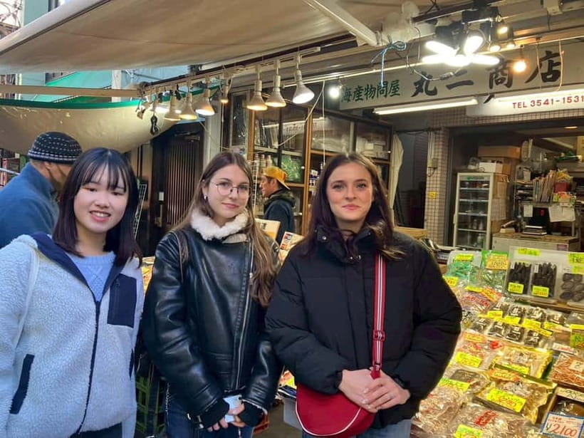 Tokyo: Tsukiji walk & sushi private tour with Uni Students - Should You Book This Tsukiji Private Tour?