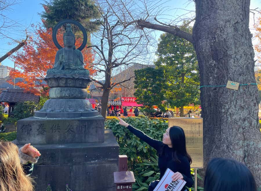 Tokyo : Visite des temples d'Asakusa avec guide français - Temizu, Omikuji, and Jokoro: Rituals You Can Actually Participate In