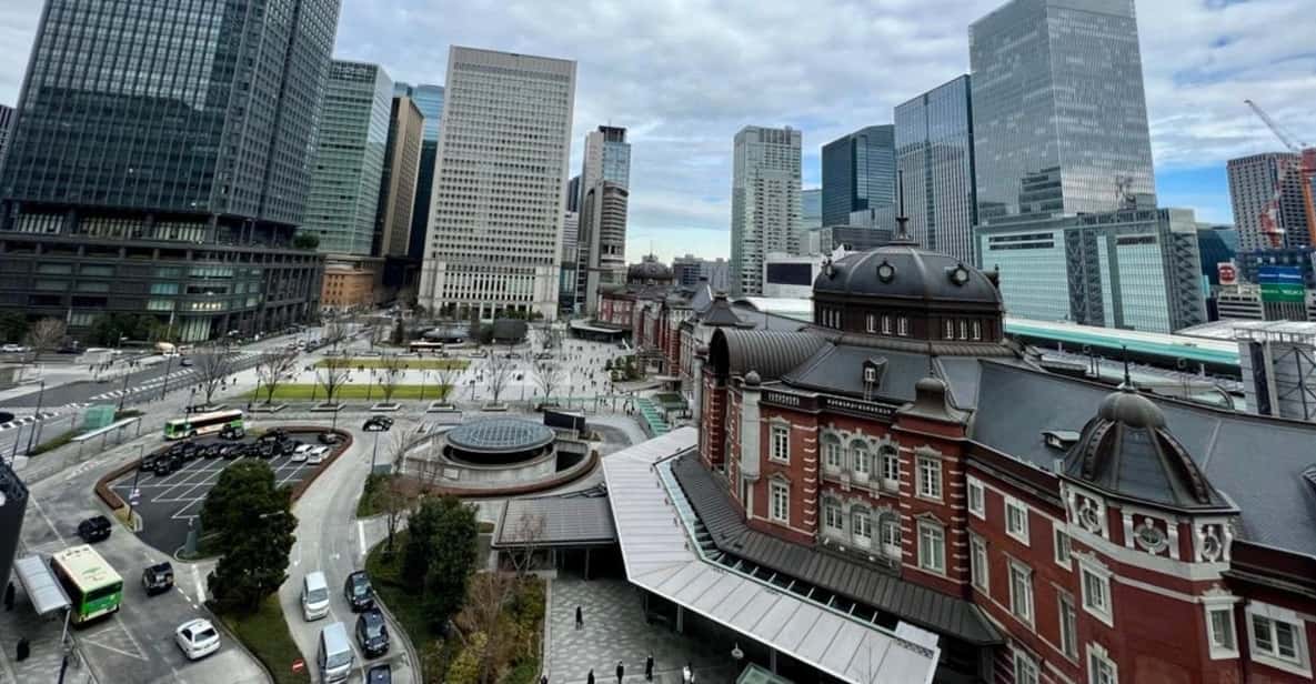 Tokyo walking tour around Imperial Palace and Tokyo Station - Marunouchi and Imperial Palace Outer Gardens: why this walk clicks