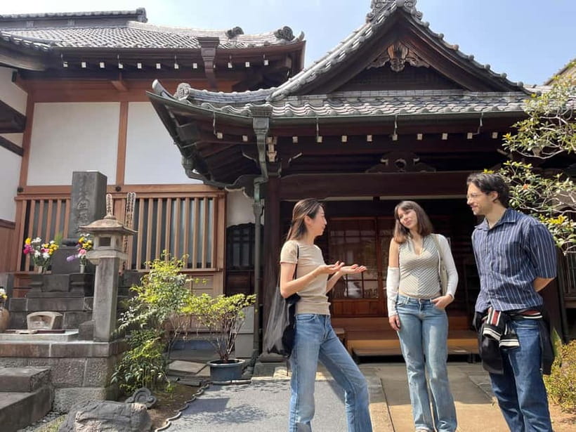 Tokyo Yanaka Old Town Walking Tour (Private/Local guide) - Nezu Station to Nezu Shrine: torii gates, omikuji, and simple Shinto context