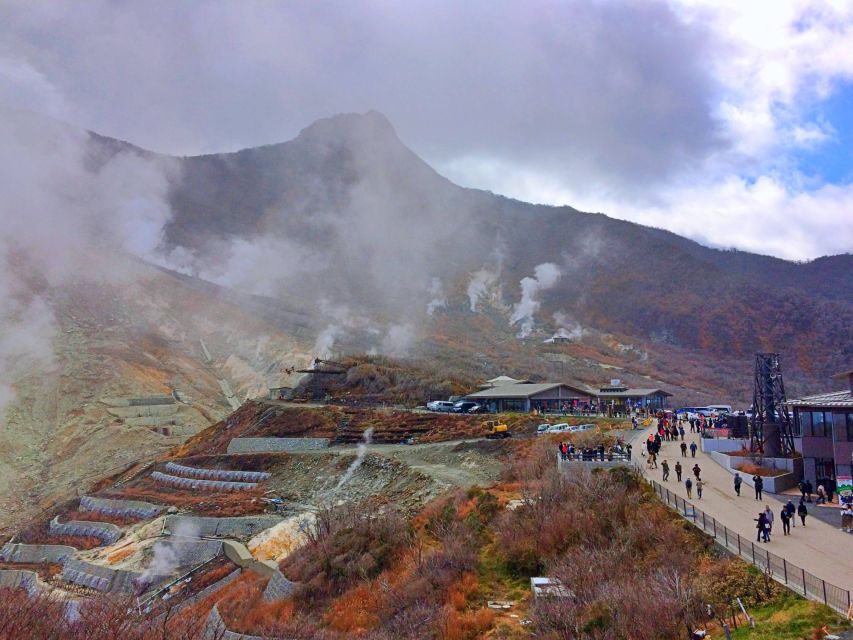 tokyo:Hakone Owakudani & Gotemba Premium Outlet 1d Tour - Value for $69, plus what isn’t included