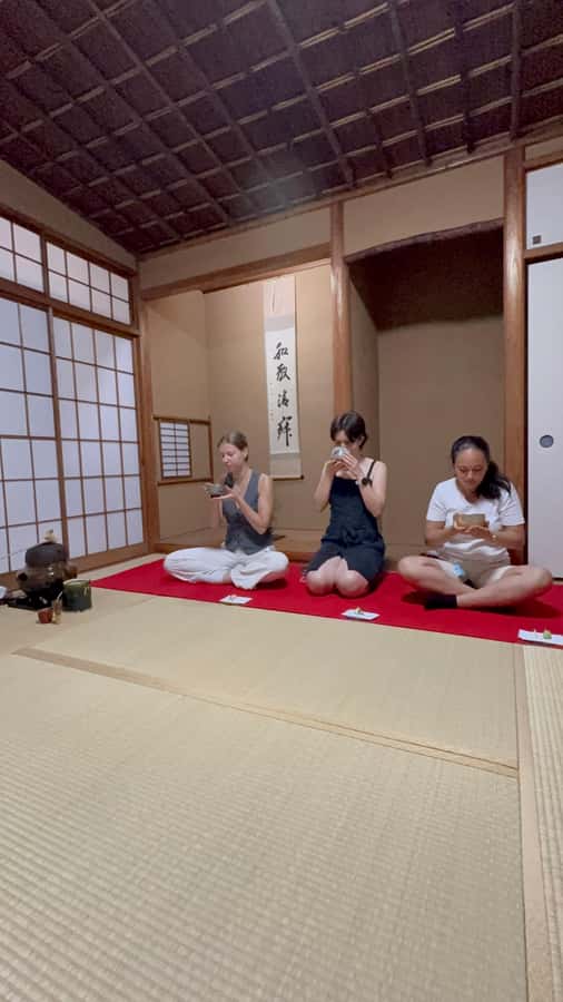 【NEW】Shibuya Tea Ceremony Tokyo-Chaan - Tasting matcha with seasonal sweets: how the pairing helps you notice flavors